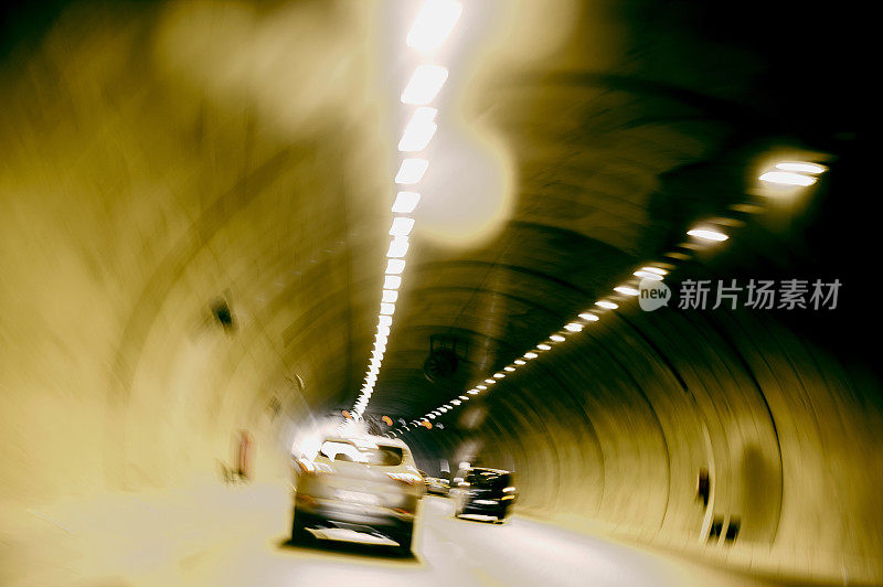 Traffic in Road Tunnel - Motion İmage